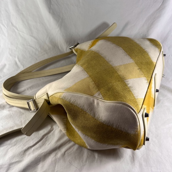 BURBERRY Off White Canvas and Different Hues of Yellow Lines Tote Shoulder Bag - Picture 4 of 17